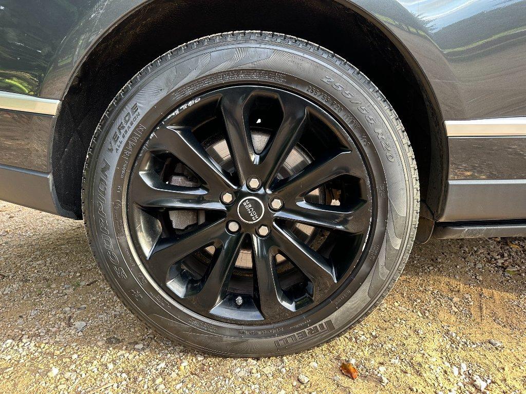 Car image 23
