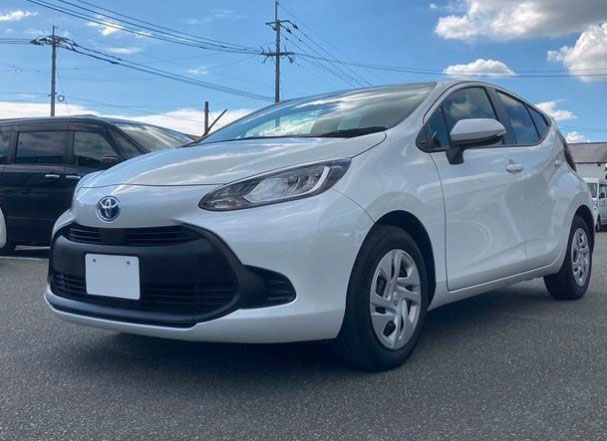 Car image 8