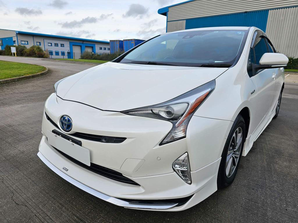 Car image 6