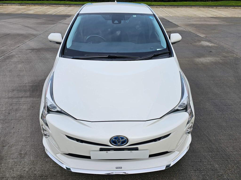 Car image 11
