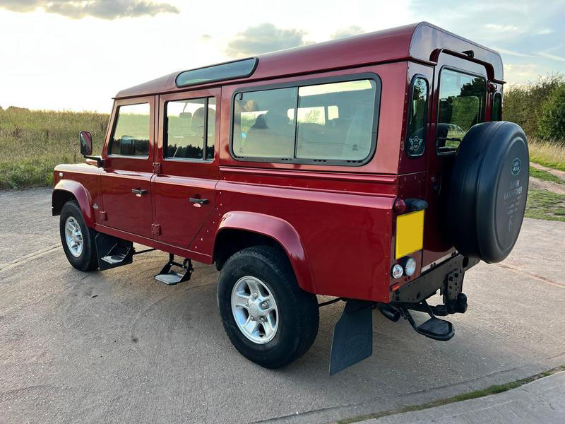 Car image 15