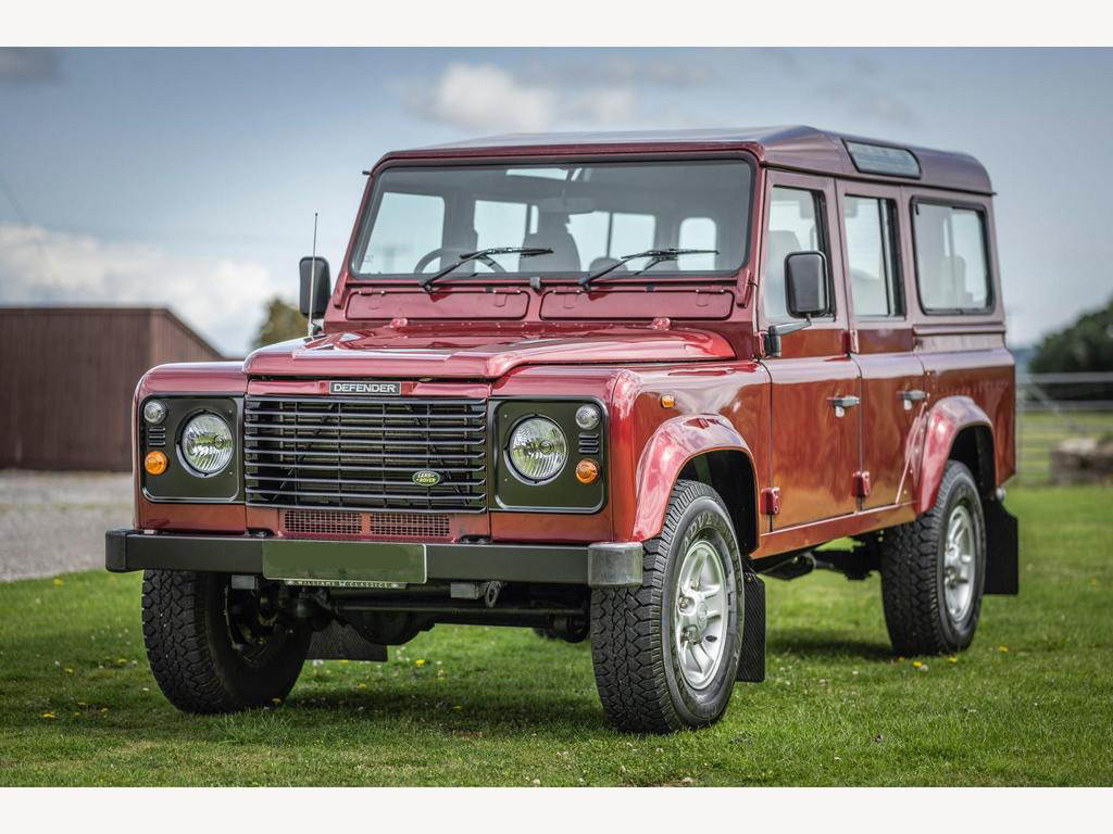 Land Rover Defender 110