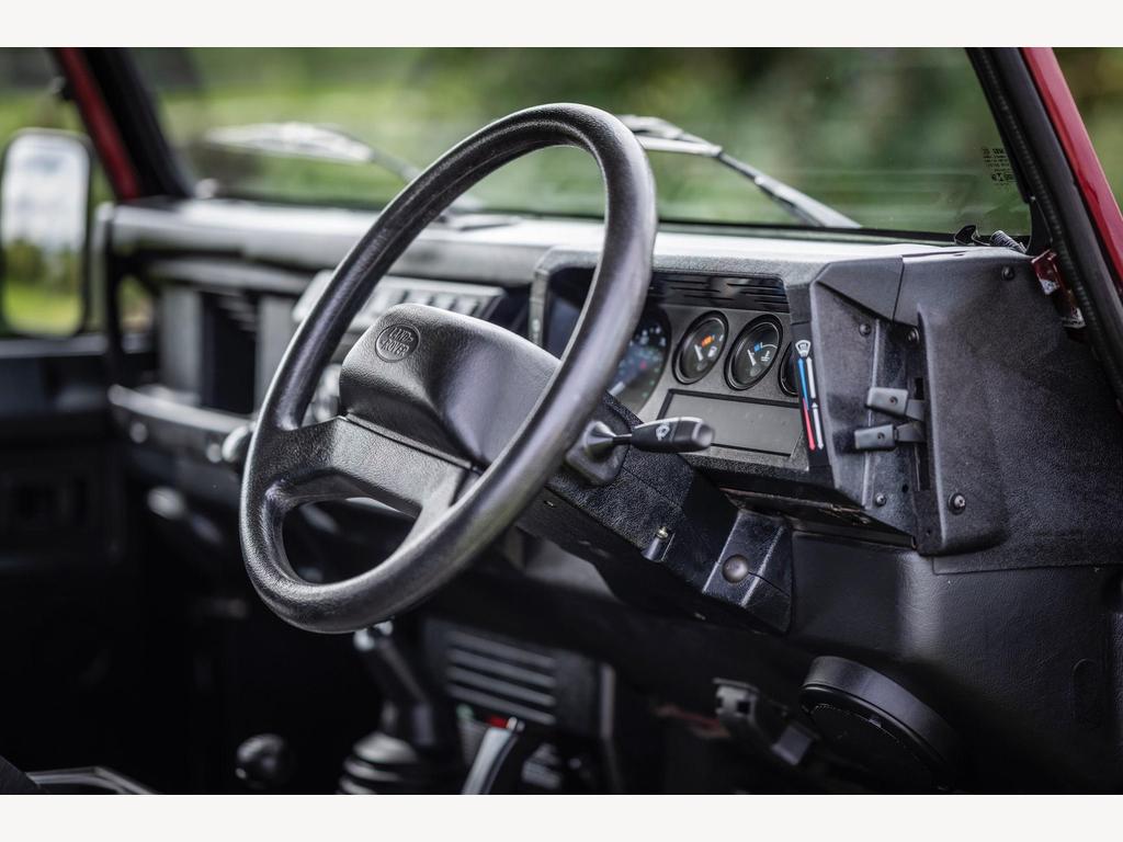 Car image 20