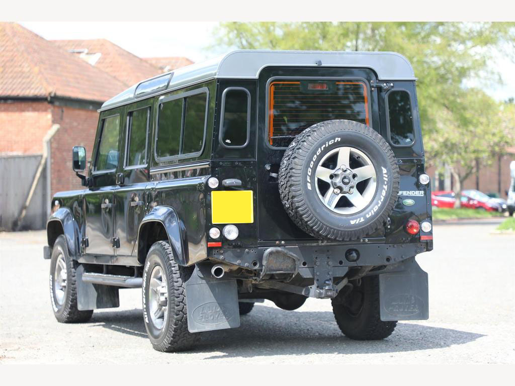 Car image 5