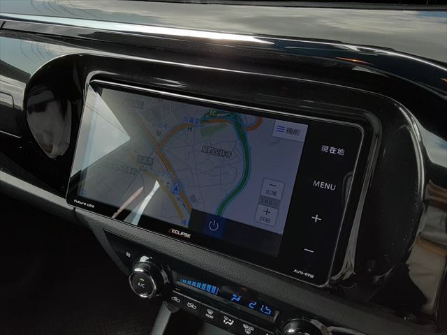 Car image 18