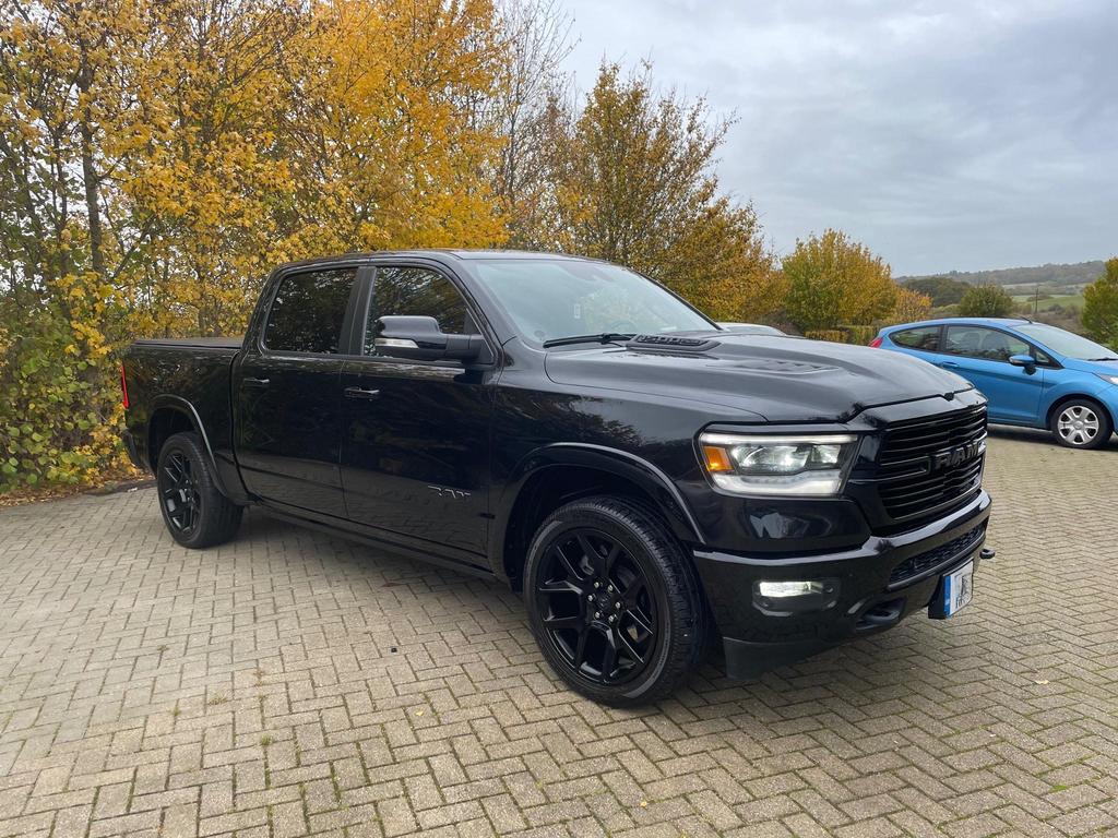 Dodge RAM 1500 Laramie 4x4 5.7L