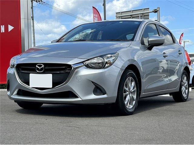 Car image 16