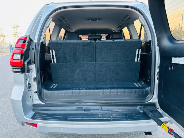 Car image 20