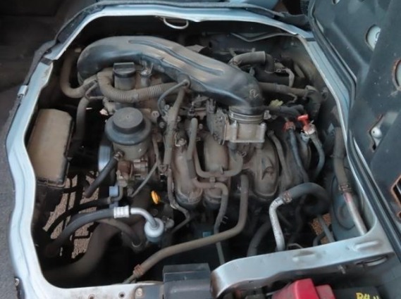 Car image 9