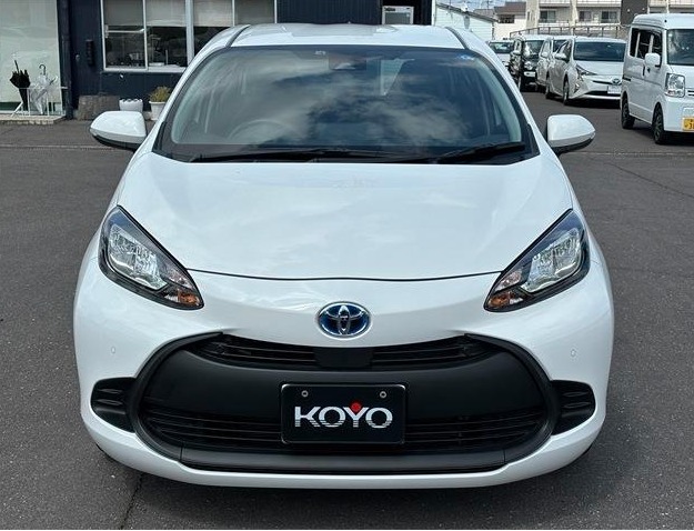 Car image 10
