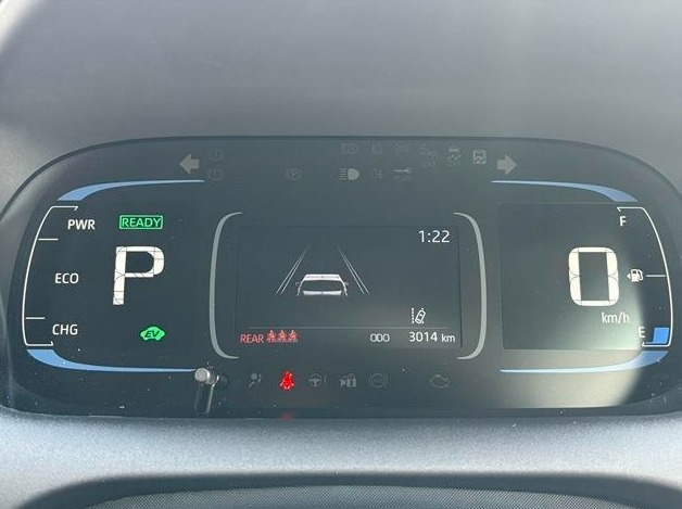 Car image 12