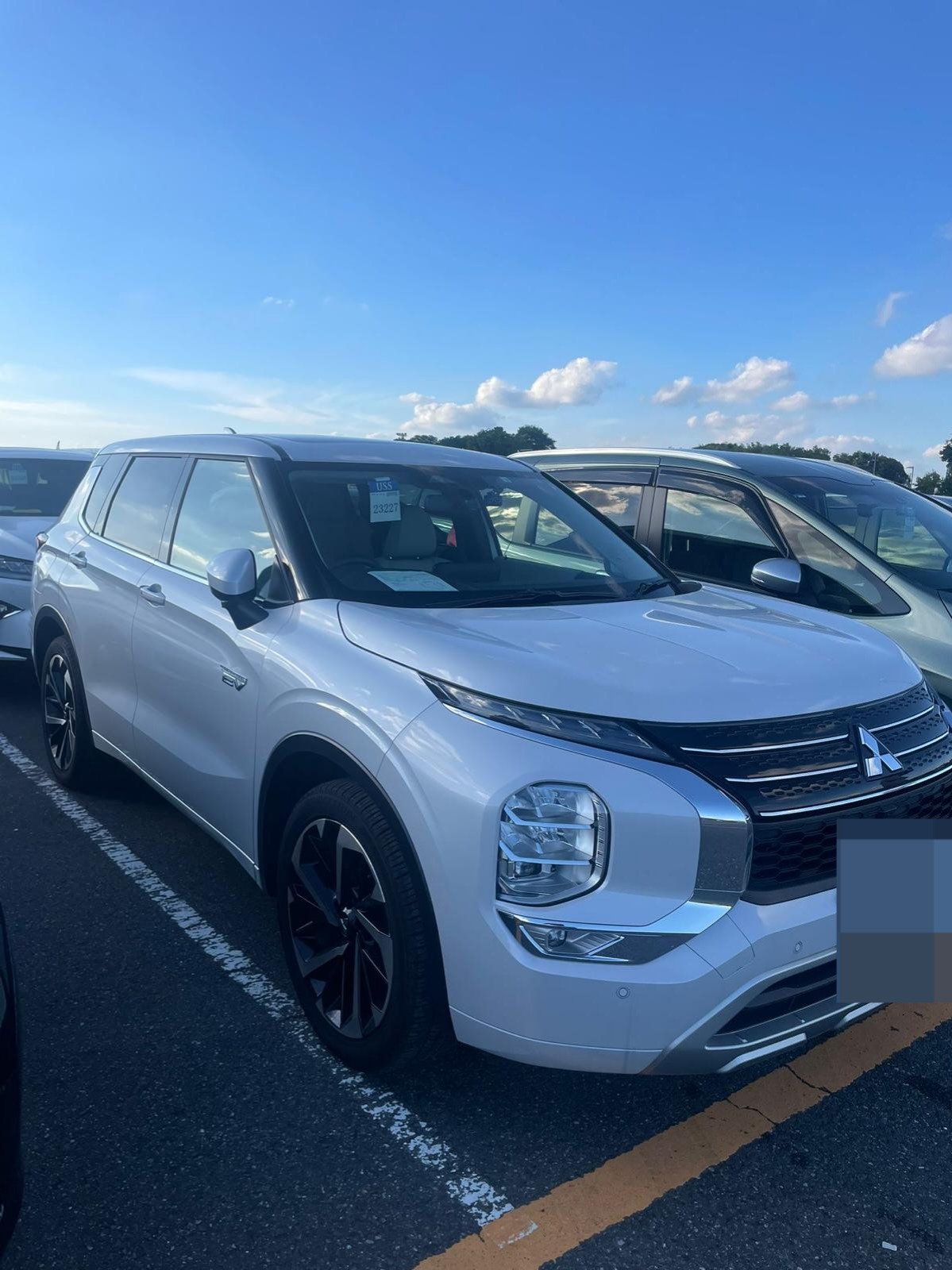 MITSUBISHI OUTLANDER PHEV