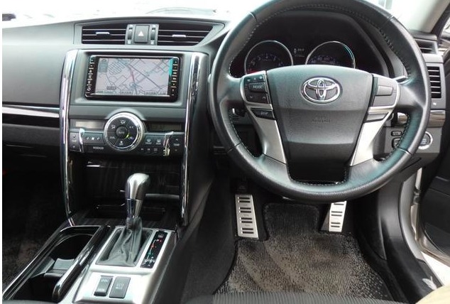 Car image 10