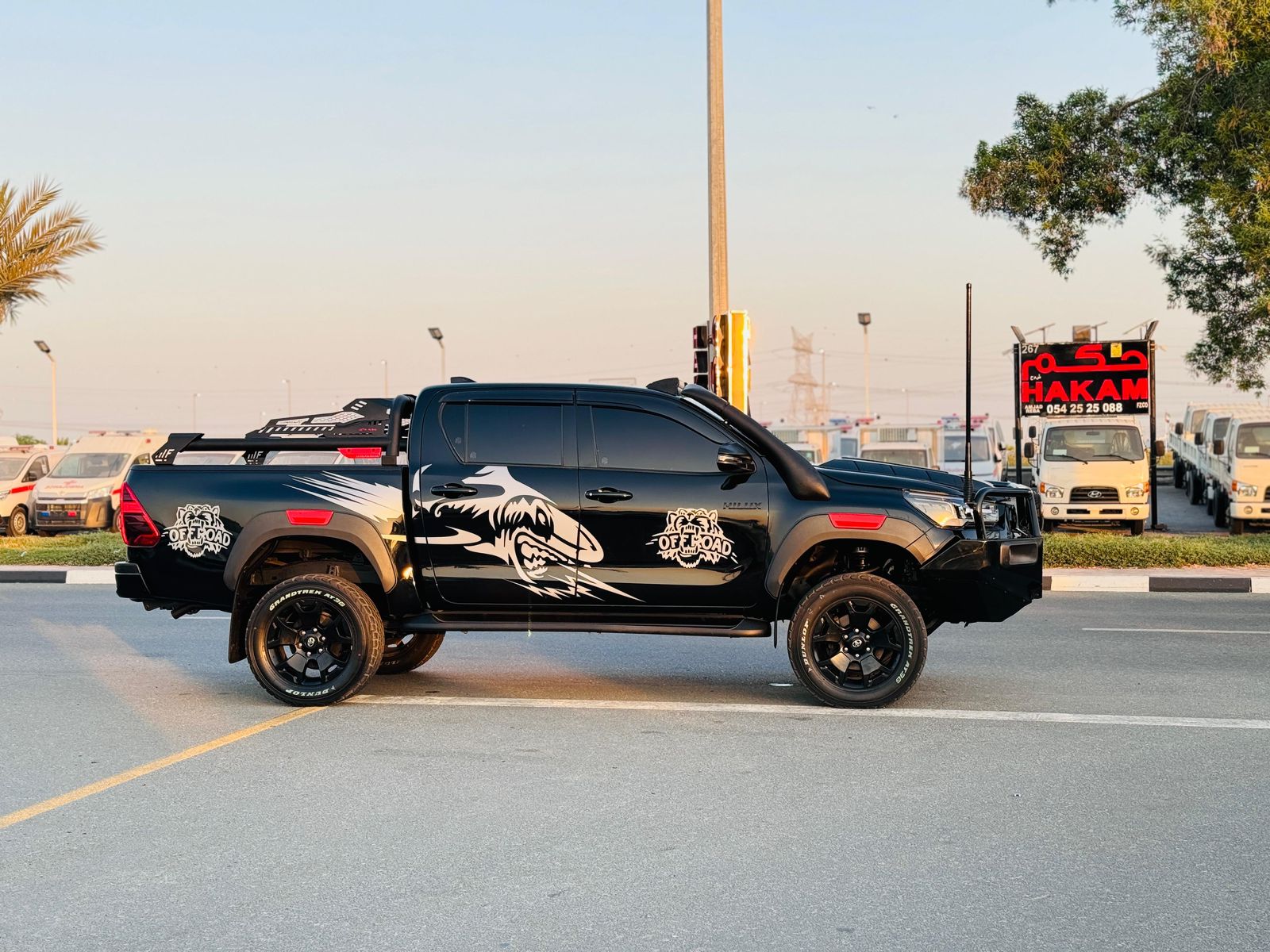 Car image 7