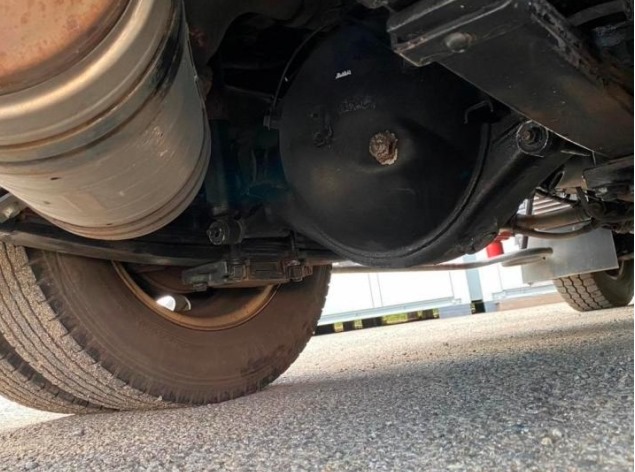Car image 11