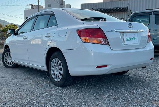 Car image 2