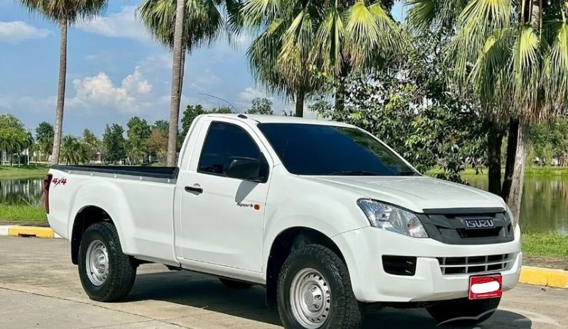 ISUZU D MAX 2.5 SPARK