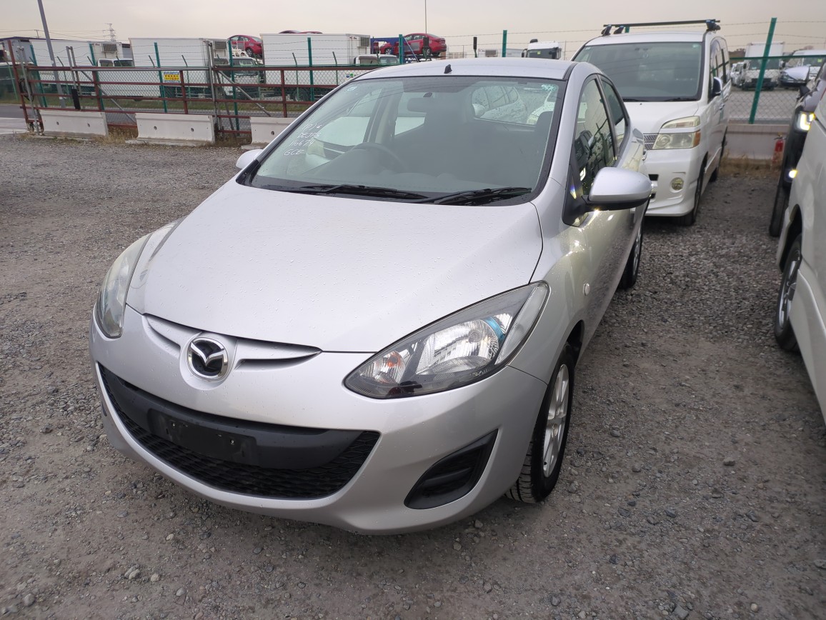USED MAZDA DEMIO
