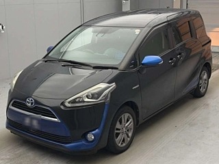 Toyota Sienta Hybrid G 2016