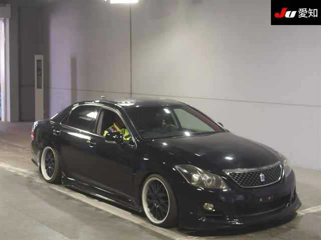 Toyota  Crown