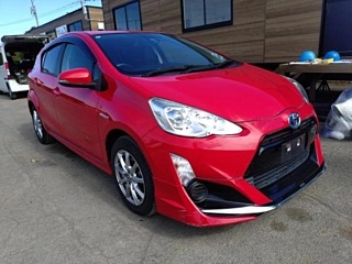 Car image 2