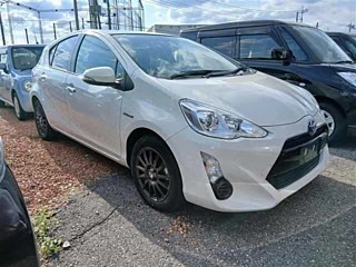 Car image 3