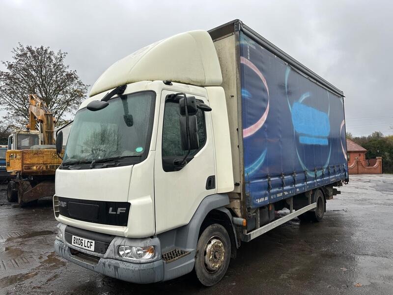 DAF LF 45.170 4x2 Curtain Sider