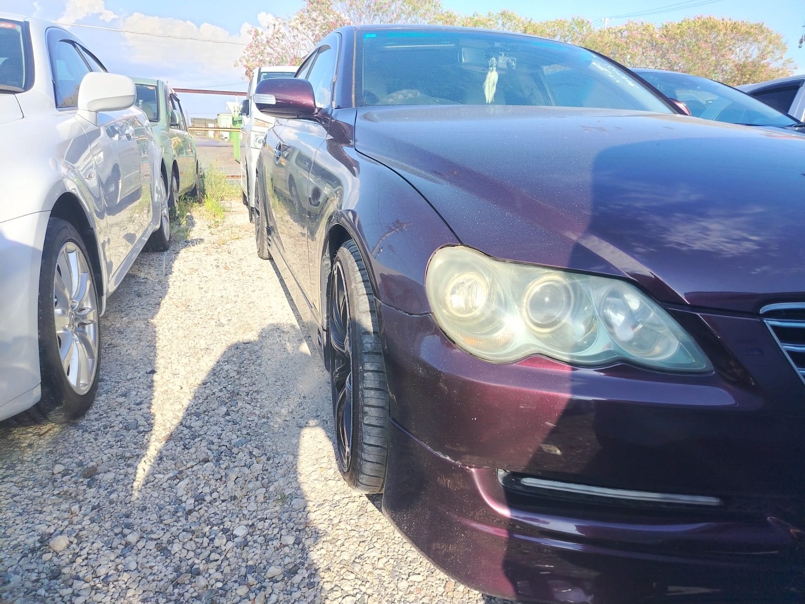 Car image 15