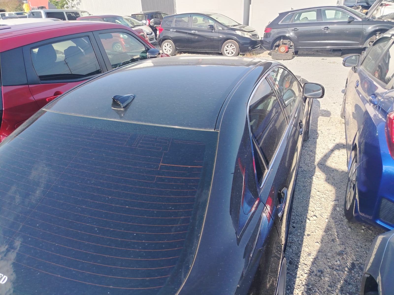 Car image 9