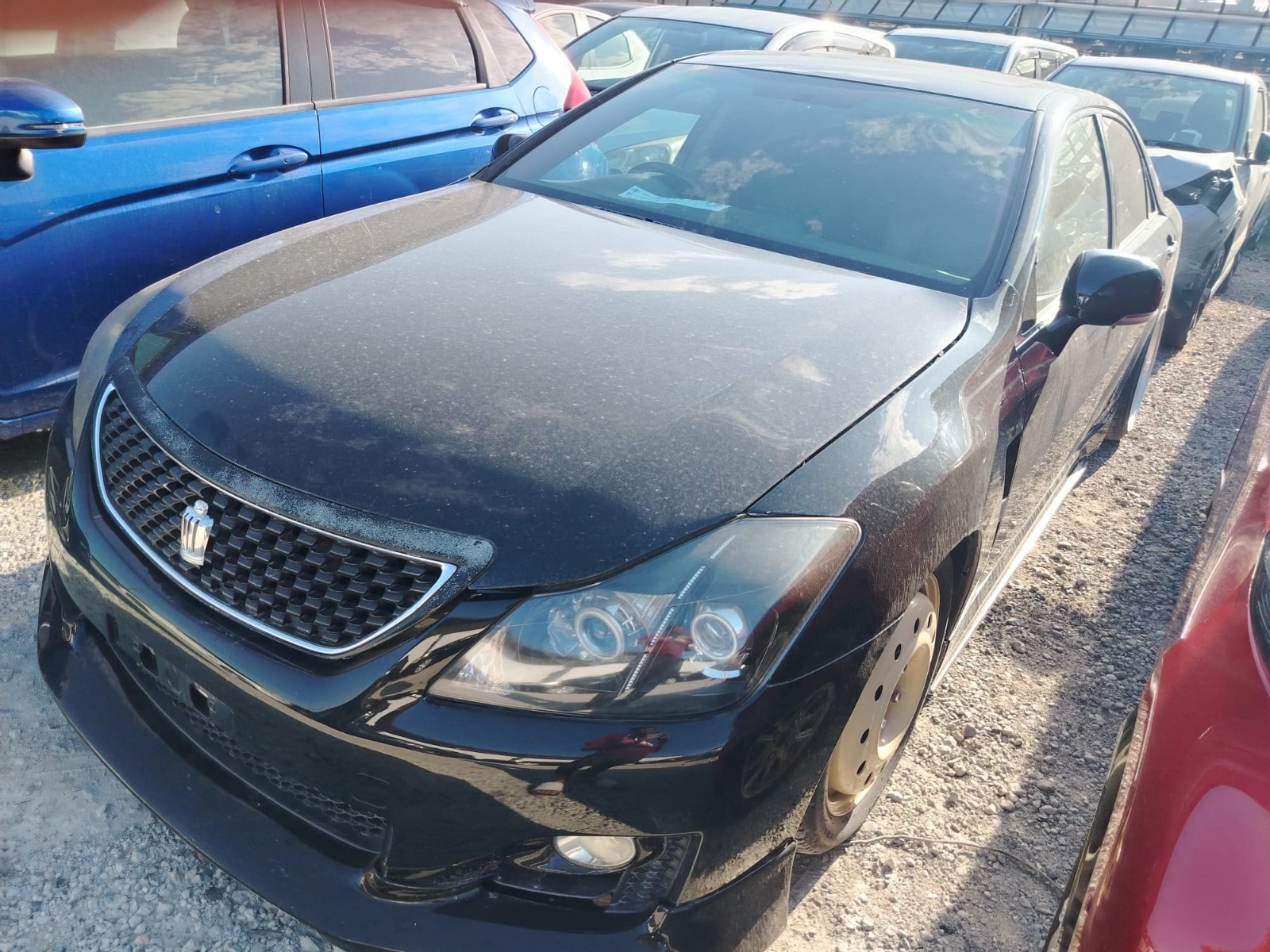 Car image 15