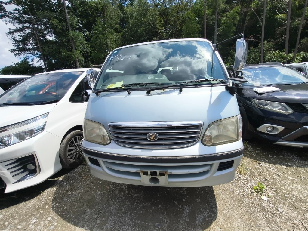 TOYOTA Hiace Wagon