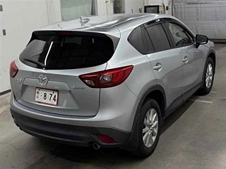 Car image 4