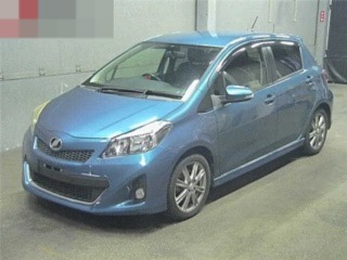 2011 Toyota Vitz RS