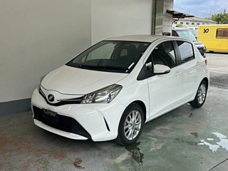 Toyota Vitz Whte