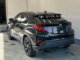 Car image 7
