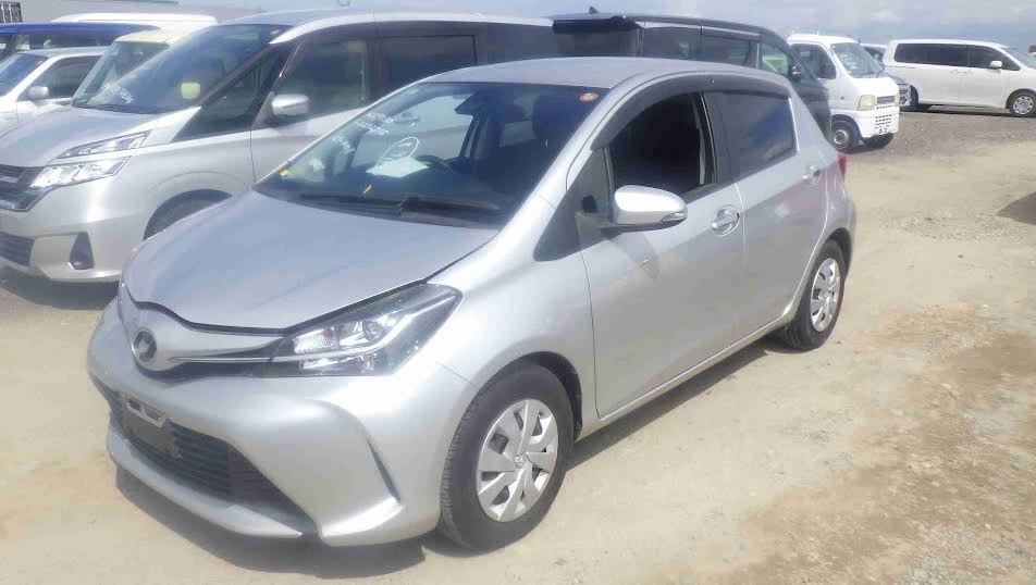 Car image 7